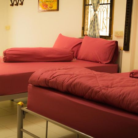 Ban Sabai Sabai Guest House Kanchanaburi Pokoj fotografie