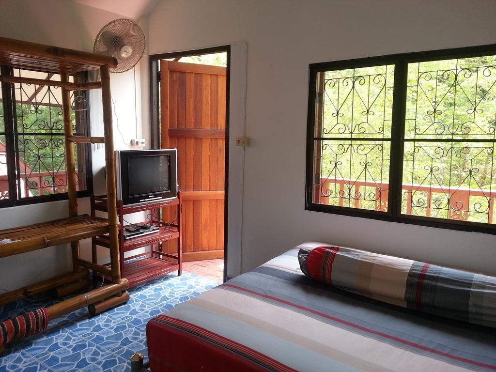 Ban Sabai Sabai Guest House Kanchanaburi Pokoj fotografie